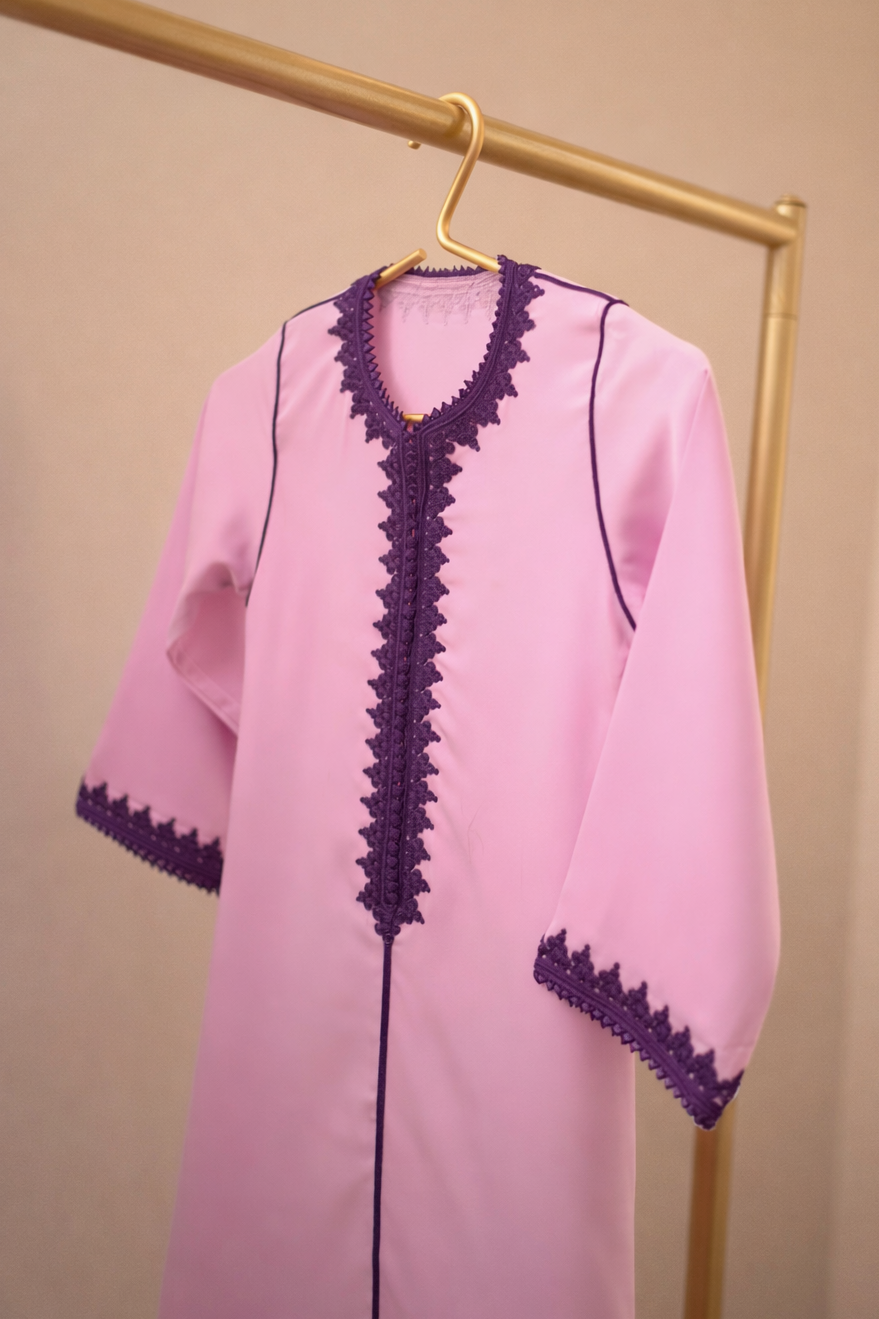 جلابية مغربية فاخرة – إصدار راقٍ بأربعة ألوان مميزة