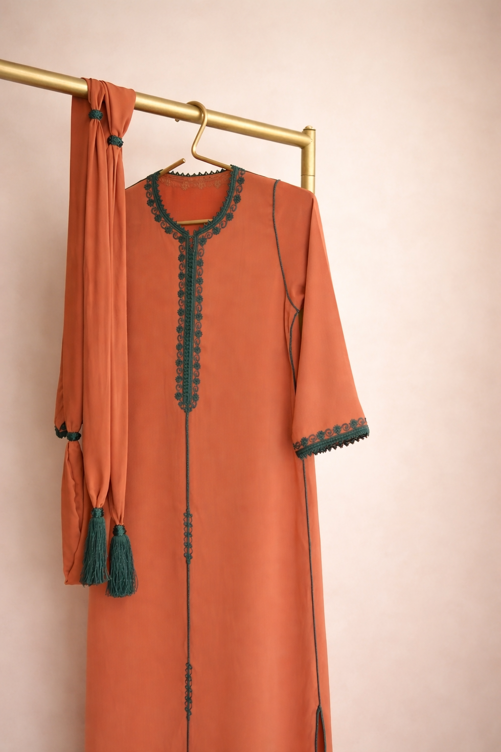 جلابية بسفيفة مغربية اصلية مع حزام