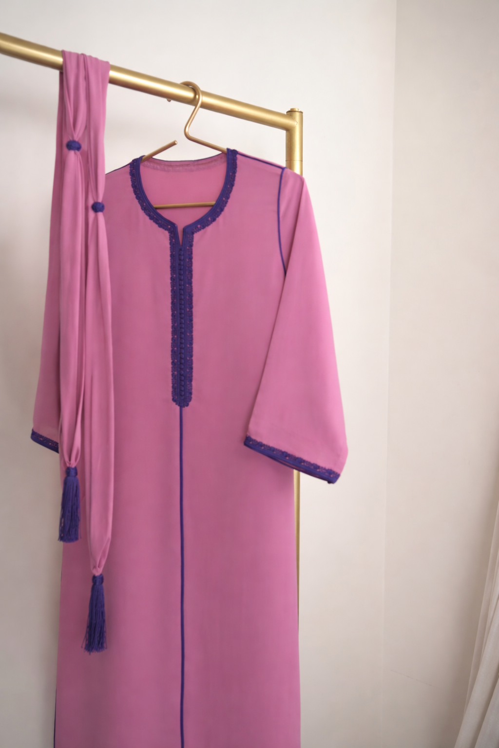 جلابية بسفيفة مغربية اصلية مع حزام